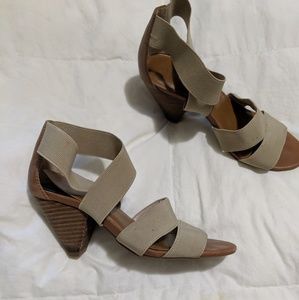 Vince Camuto Tan Sandals, 6